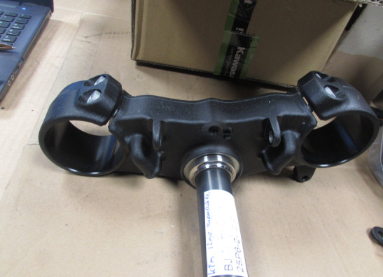 T stuk + kroonplaat KTM 1290  Super Adventure