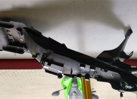 Achterspatbord Kawasaki GTR 1400