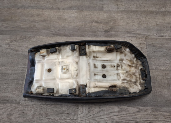 Seat Kawasaki GPZ 550