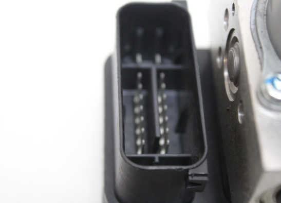 ABS pump Yamaha MT 09