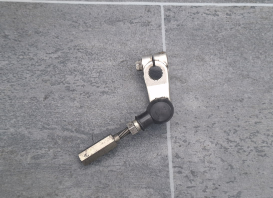 Fussrastetrager vorne links Triumph Trident 900