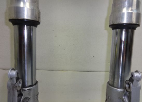 Voorpoten compleet Aprilia RST 1000 Futura