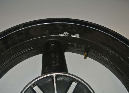 Achtervelg Suzuki GSX F 650