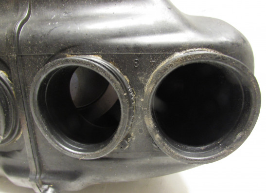 Air cleaner case Suzuki GSX F 600