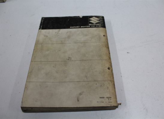 Onderdelenboek Suzuki GT 550