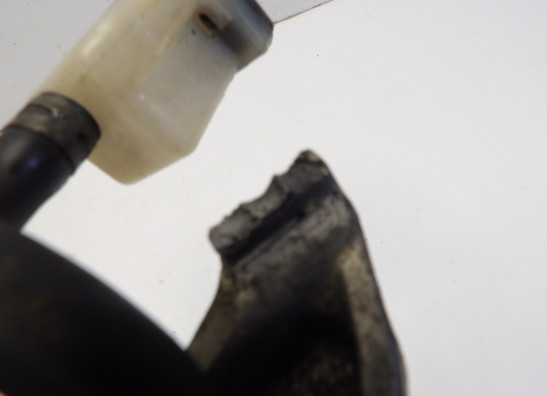 Fussrastetrager vorne rechts Suzuki RF 600