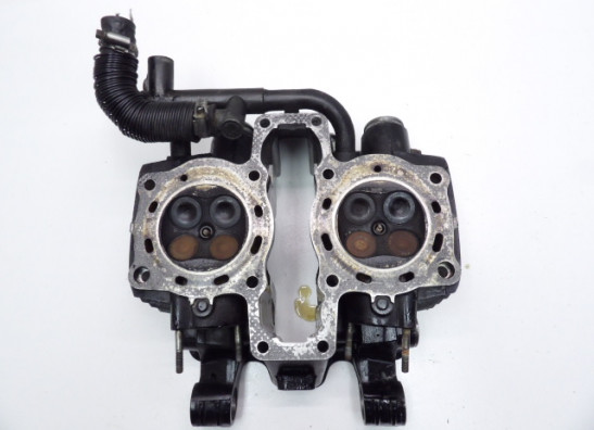 Cylinder head Honda VF 700  750 C Magna
