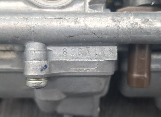Carburetor assy Honda CBR 900 RR