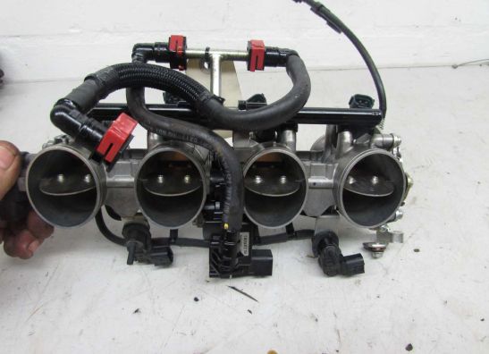 Gasklephuis Kawasaki ZX 6 R