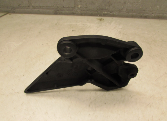 Fussrastetrager vorne rechts Kawasaki Z 1000