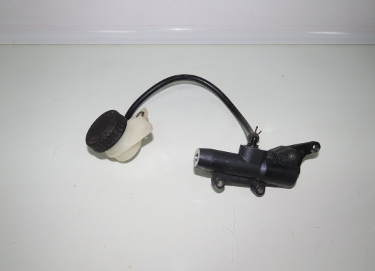 Rempomp achter Moto Guzzi California 1100