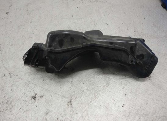 Rechter luchtbuis Suzuki GSX R 1000