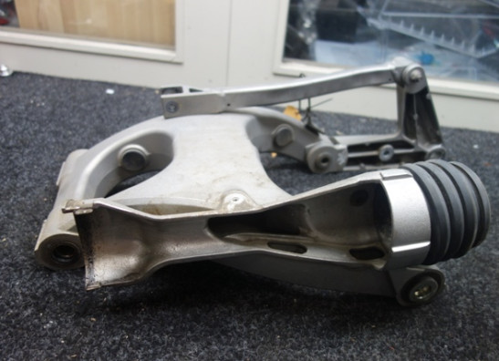 Achterbrug Kawasaki GTR 1400