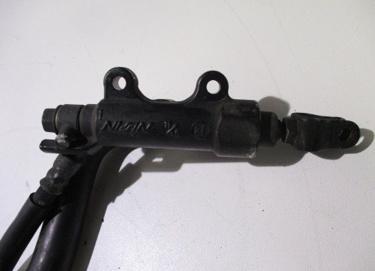 Rempomp achter Honda VTX 1800