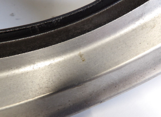 Front Wheel Honda VF 700  750 C Magna