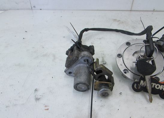 Slotenset Honda Deauville 650 - 700