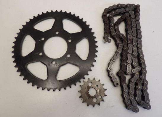 Ketting en tandwielset Suzuki GS 550 L