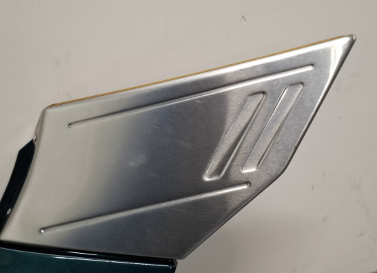 Rechter zijkuip Triumph Trident 900