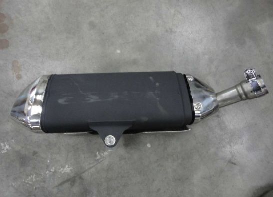 Auspuff Suzuki GSR 750