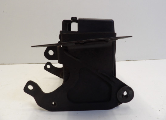 Batterie befestigung Suzuki VS 800 Intruder