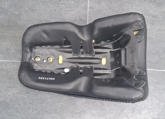 Buddy zadel Harley Davidson FLSTN Deluxe