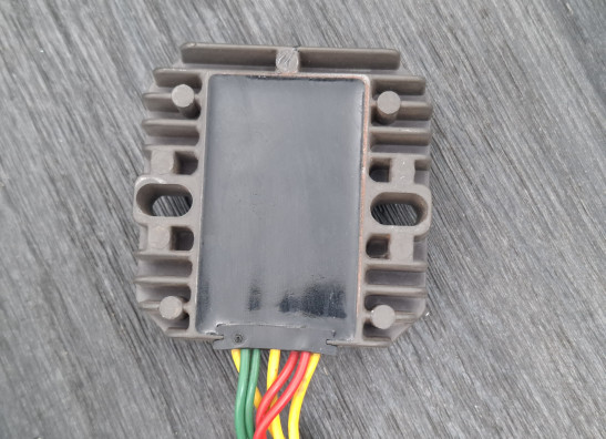 Regler Gleichrichter Honda CBR Fireblade