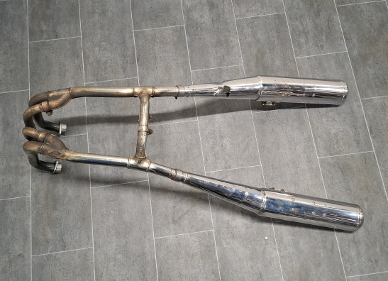 Uitlaat Triumph Trident 900