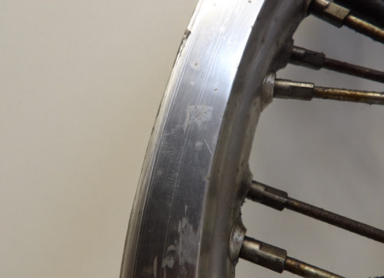 Front Wheel Suzuki VS 700 Intruder