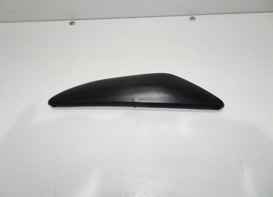 Cowl upper connector left Honda CBF 600