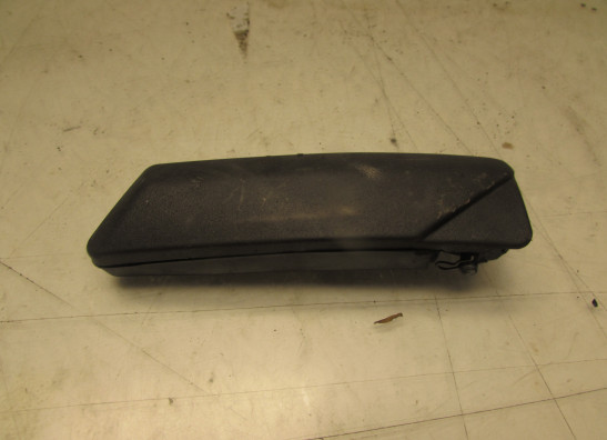 Voetsteun links Aprilia Sportcity 125