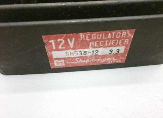 Spanningsregelaar Honda VF 400 F