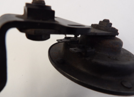 Claxon Triumph Trophy 900