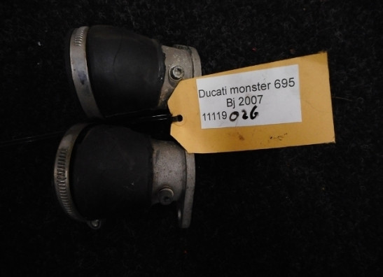 Gasklephuis Ducati Monster 695 2006-2008