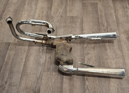 Uitlaat Honda VT 500