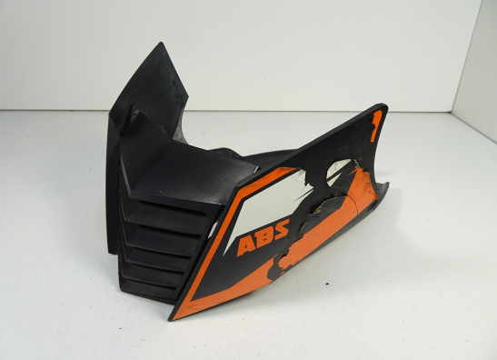Cowl under KTM 125 Duke
