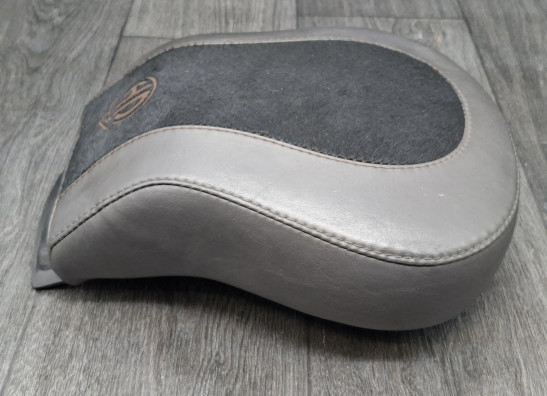 Buddy zadel Harley Davidson FLSTN Deluxe