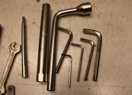 Bordwerkzeug BMW R 1100 RT