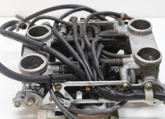 Gasklephuis Honda VFR 800 I