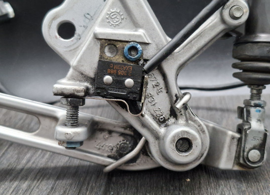 Fussrastetrager vorne rechts BMW R 1100 S