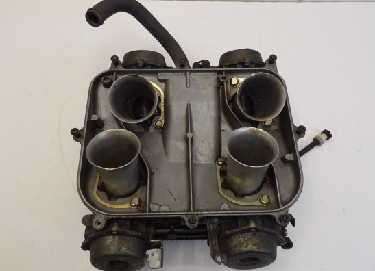 Carburetor assy Honda VFR 750