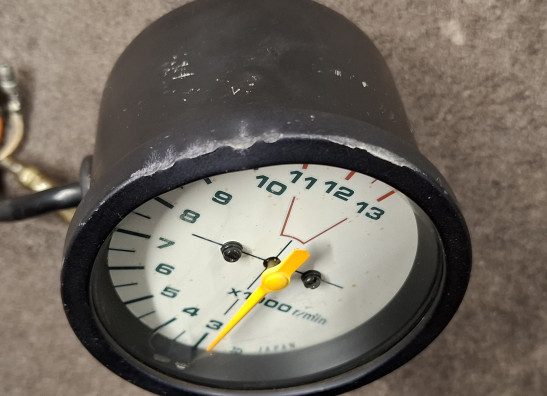 Teller Suzuki GSX R 750