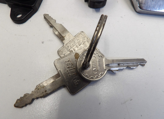 Slotenset Honda VT 700 750