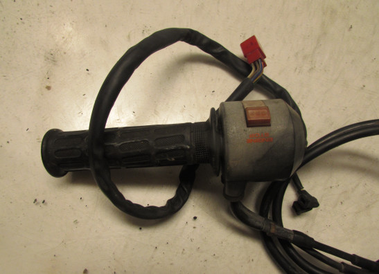 Handlebar switch assy right Honda CBR 1000 F