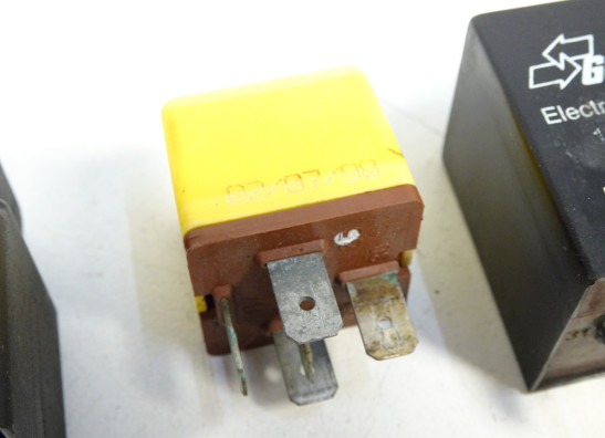 Relais unit Ducati 750 SS Supersport