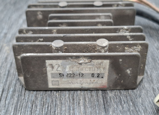 Spanningsregelaar Kawasaki KZ 650