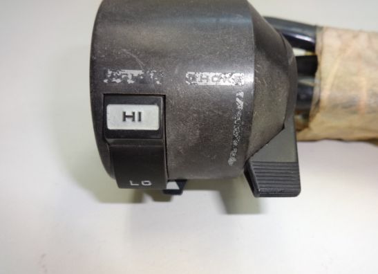 Stuurschakelaar links Honda VF 700  750 C Magna