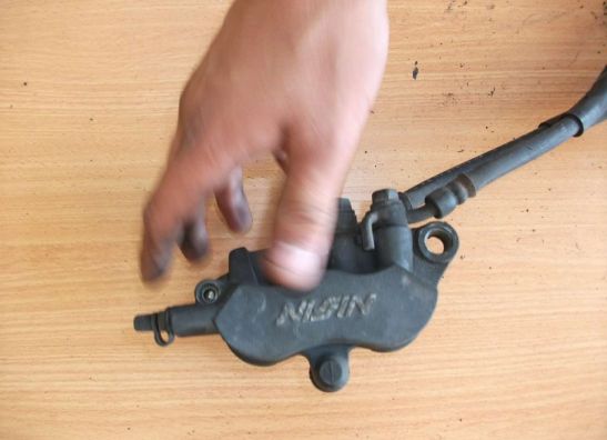 Achter remklauw Honda CBR 1100 XX 1999-2006