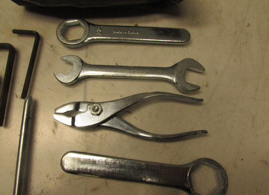 Tool set Suzuki GSF 600 650 Bandit 