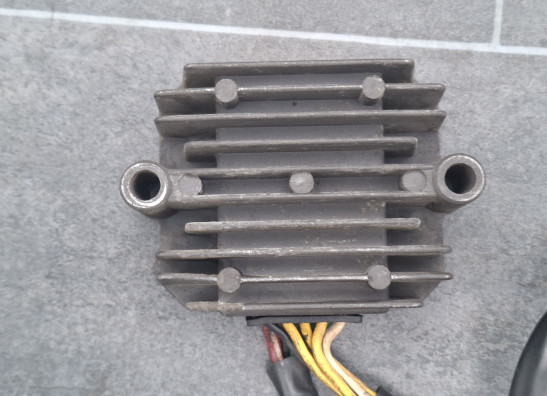 Spanningsregelaar Honda CBR 1000 F