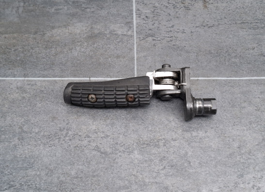 Main step holder right Triumph Trident 900